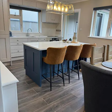 Comfort On The - Centre Holiday home Galway